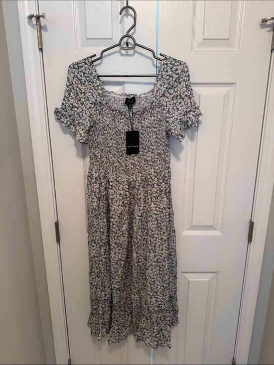 heyson Dresses & Skirts - Smocked Floral Dress in Sage Green